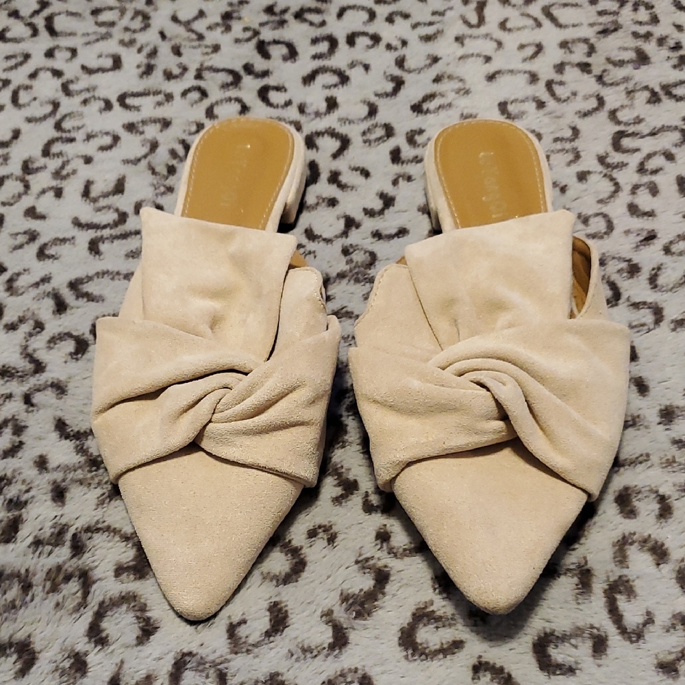 Le Yang Qi Elegant Cream Knotted Women's Mules